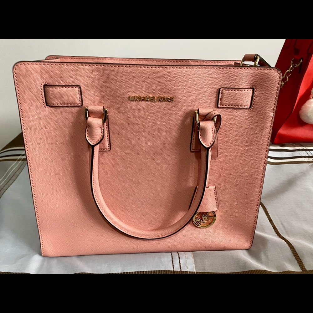 Michael kors purse